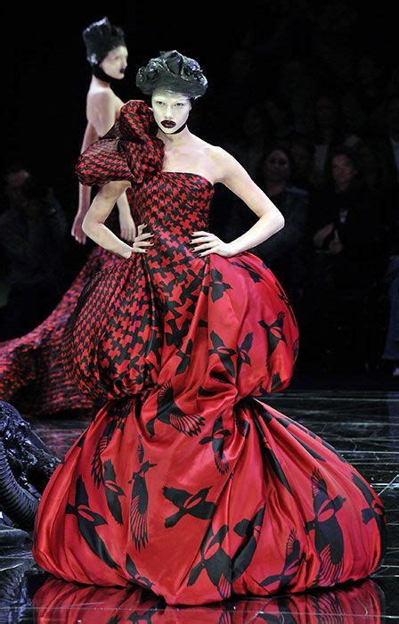 iconic alexander mcqueen